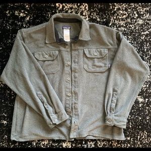 Patagonia fleece button up shirt jacket / shacket
